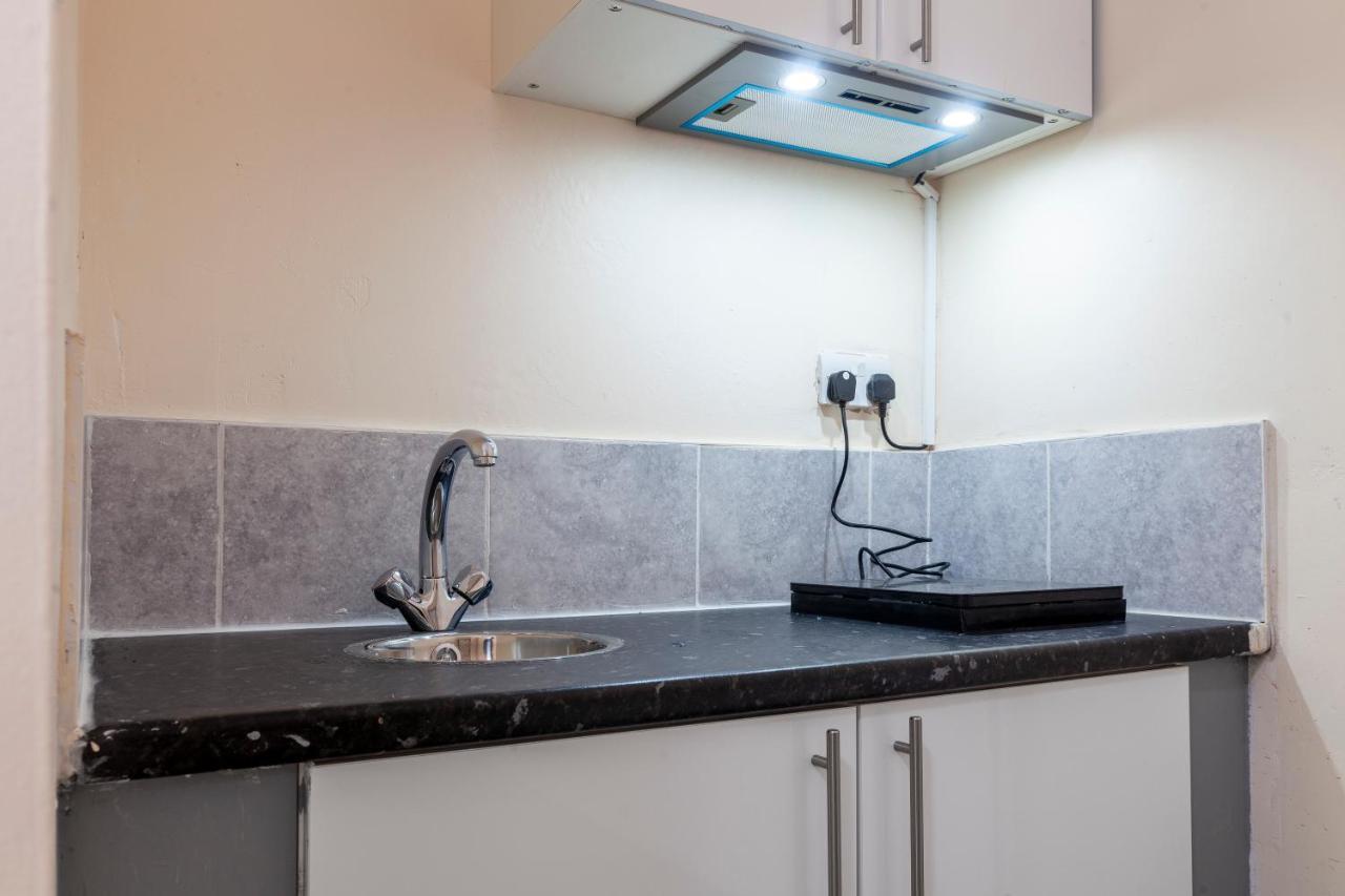 Highlands Gardens Suites Ilford Ngoại thất bức ảnh